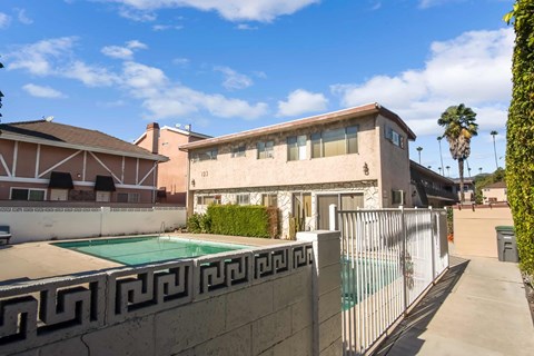 123 W. Acacia Ave. Studio-1 Apartment for Rent