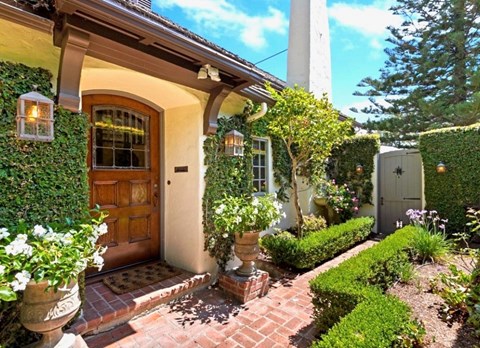 1915 Santa Barbara Street 3 Beds Apartment for Rent