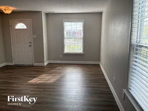 782 Runnymede Court 3 Beds Apartment for Rent