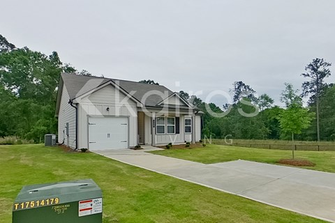 120 Silver Maple Cir 3 Beds Apartment for Rent