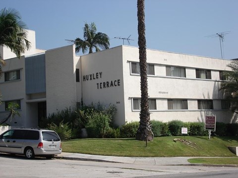 Huxley Studio Apartment for Rent