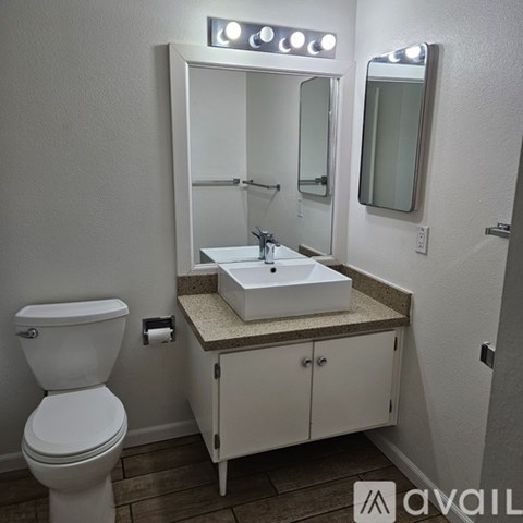 2150 South Avenue A 2 Beds Apartment for Rent