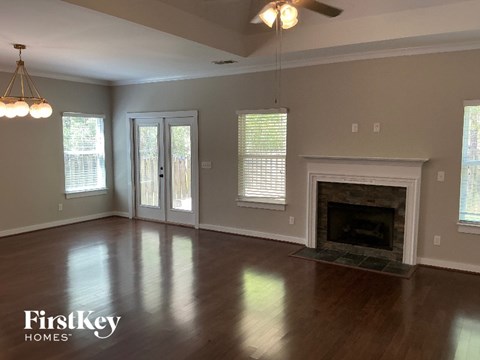 1130 OVERLOOK DRIVE 4 Beds Apartment for Rent