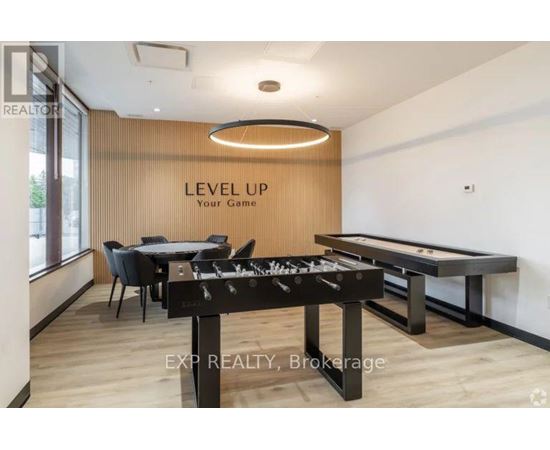 Source URL: https://ddfcdn.realtor.ca/listing/TS639112451576730000/reb76/highres/4/x12970214_20.jpg