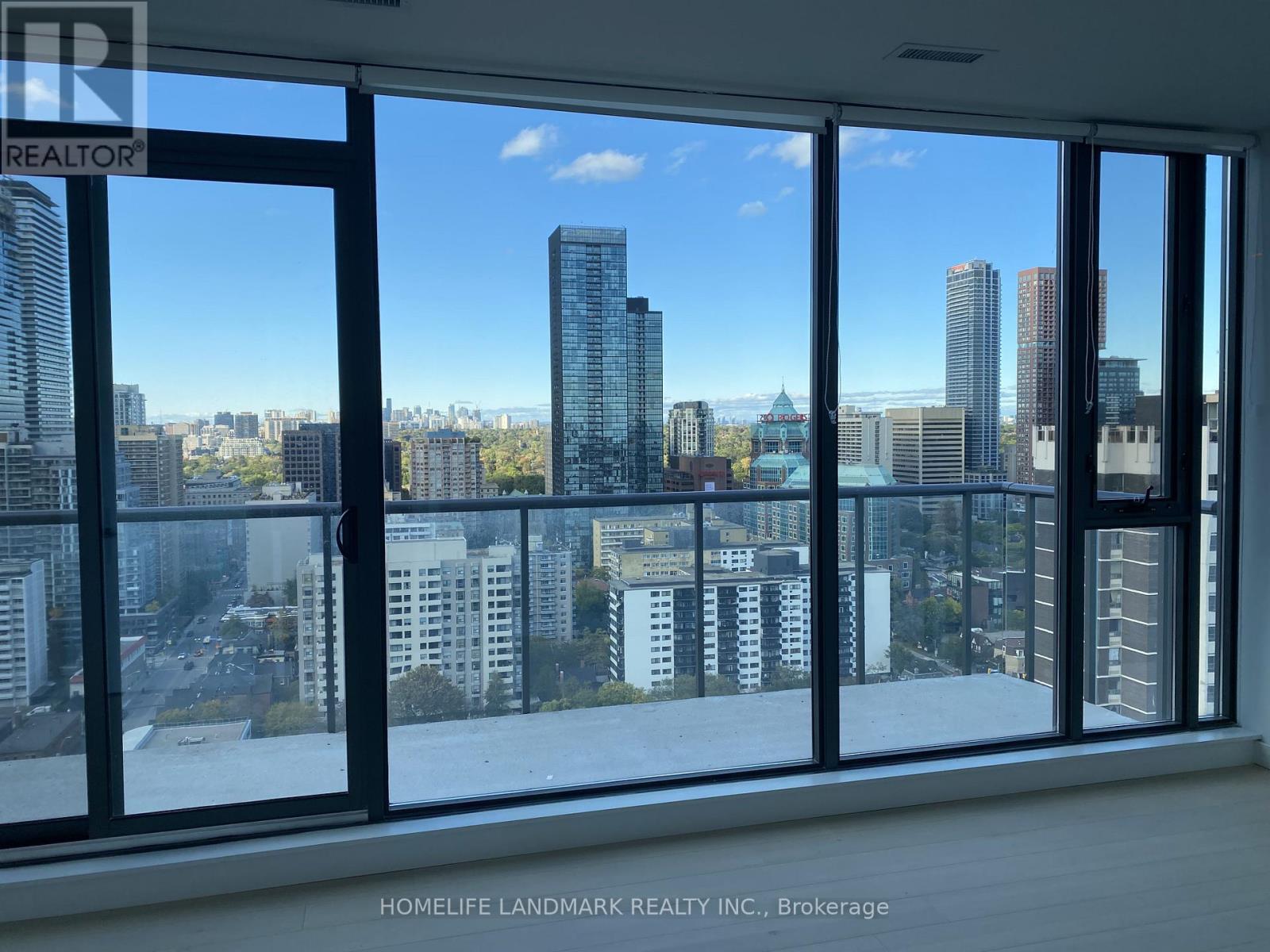 Source URL: https://ddfcdn.realtor.ca/listing/TS639112450464170000/reb82/highres/8/c12970288_2.jpg