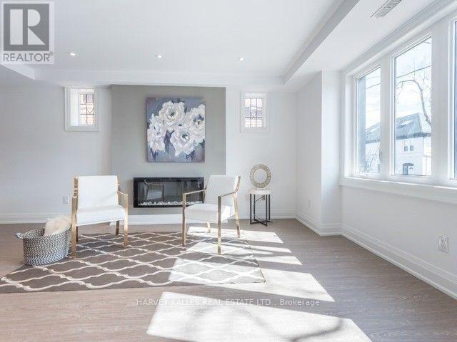 Source URL: https://ddfcdn.realtor.ca/listing/TS639112450466670000/reb82/highres/6/c12970326_3.jpg
