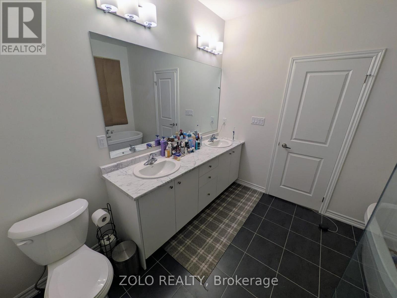 Source URL: https://ddfcdn.realtor.ca/listing/TS639112451388100000/reb82/highres/6/e12970256_3.jpg