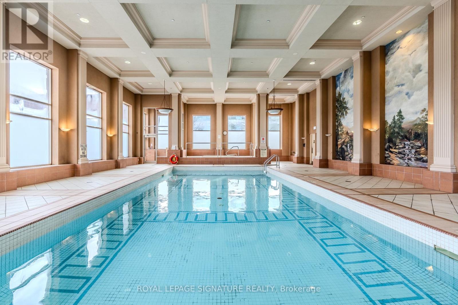 Source URL: https://ddfcdn.realtor.ca/listing/TS639112451417370000/reb82/highres/6/e12970496_15.jpg