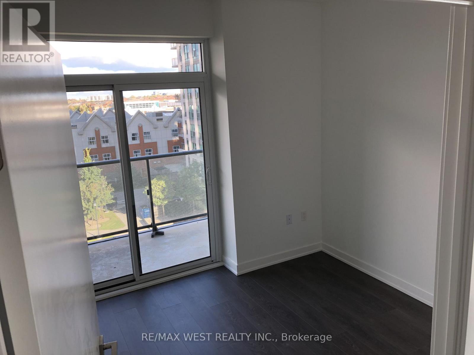 Source URL: https://ddfcdn.realtor.ca/listing/TS639112453035500000/reb82/highres/6/n12970346_9.jpg