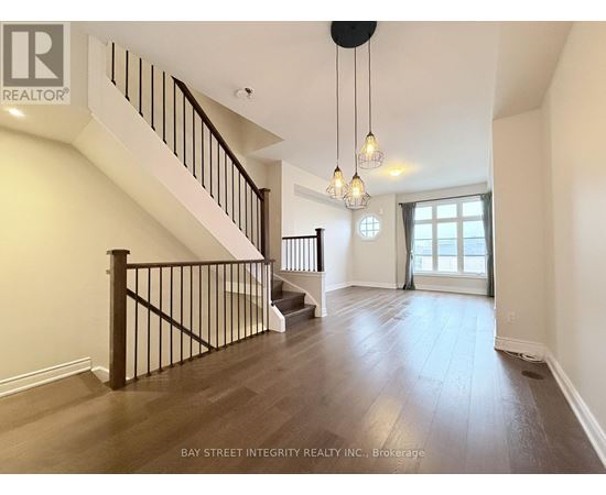 Source URL: https://ddfcdn.realtor.ca/listing/TS639112456196830000/reb82/highres/0/w12970480_3.jpg