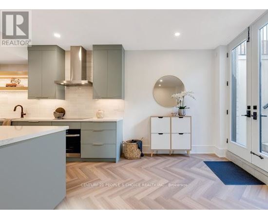Source URL: https://ddfcdn.realtor.ca/listing/TS639112456221900000/reb82/highres/8/w12970618_4.jpg