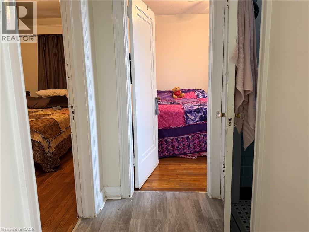 Source URL: https://ddfcdn.realtor.ca/listing/TS639112458222500000/reb14/highres/6/40818306_8.jpg