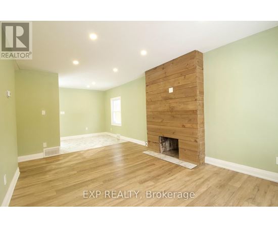 Source URL: https://ddfcdn.realtor.ca/listing/TS639112458329900000/reb82/highres/6/x12970436_2.jpg