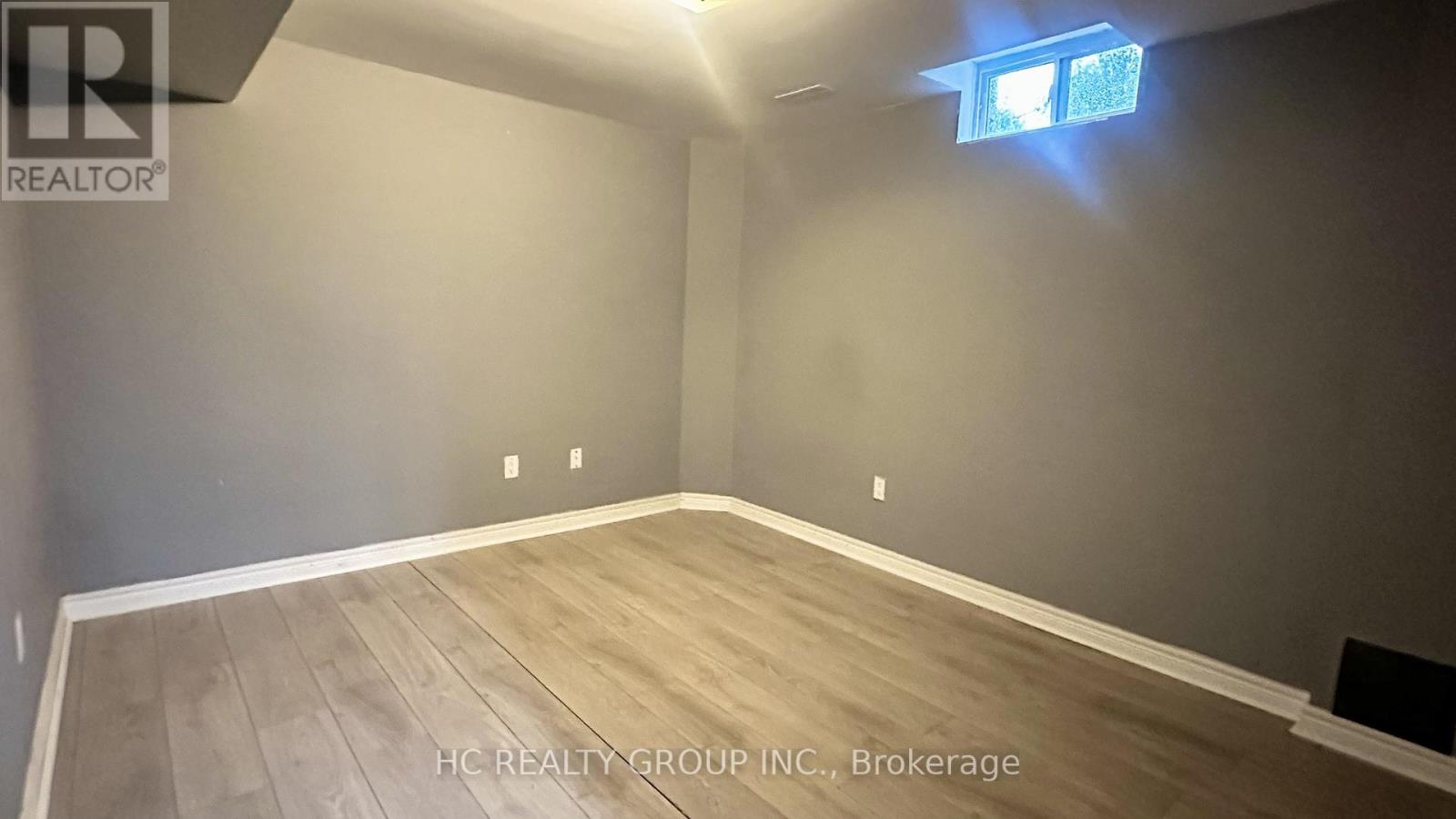Source URL: https://ddfcdn.realtor.ca/listing/TS639112469724670000/reb82/highres/4/n12970664_4.jpg