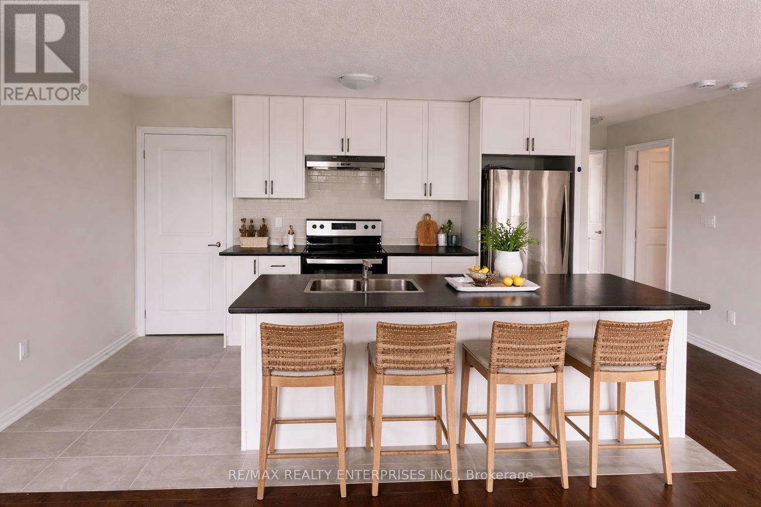 Source URL: https://ddfcdn.realtor.ca/listing/TS639112531352170000/reb82/highres/2/s12970642_3.jpg