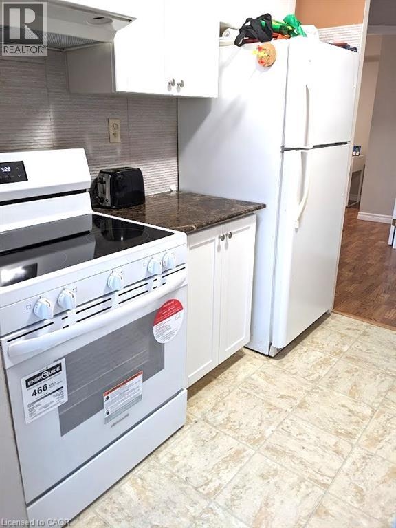 Source URL: https://ddfcdn.realtor.ca/listing/TS639112484323300000/reb14/highres/6/40818006_6.jpg
