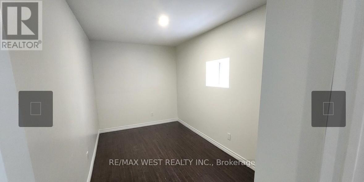 Source URL: https://ddfcdn.realtor.ca/listing/TS639112485342600000/reb82/highres/6/e12970966_4.jpg