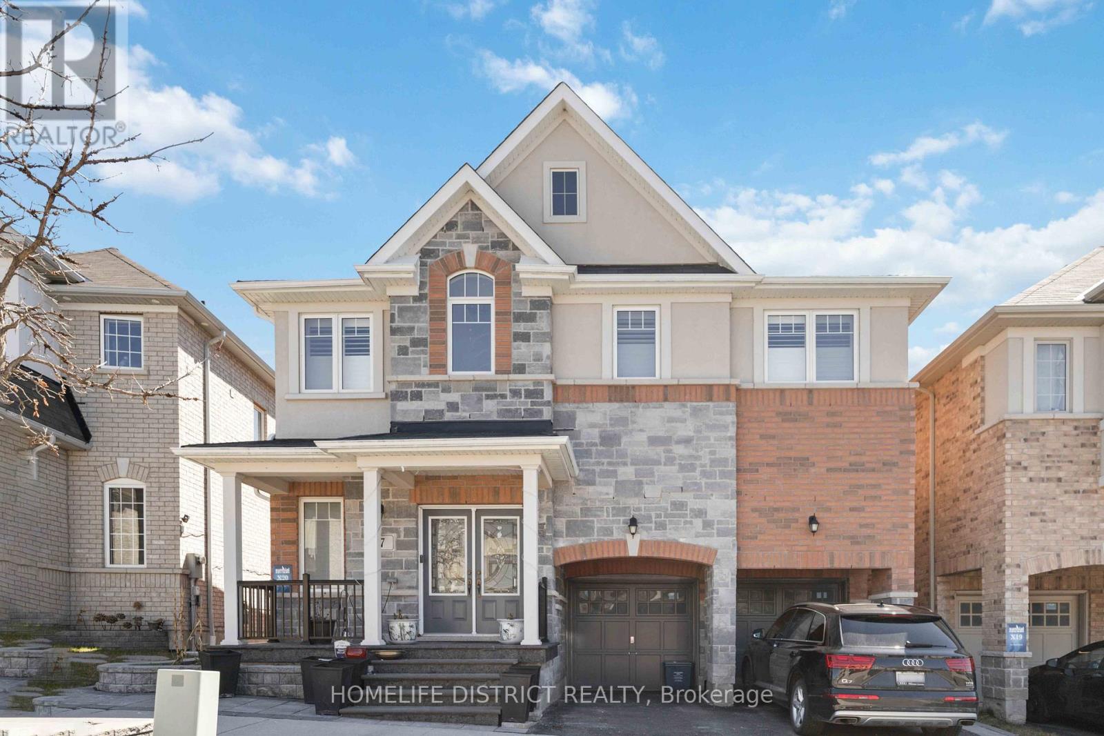 Source URL: https://ddfcdn.realtor.ca/listing/TS639112485347330000/reb82/highres/0/e12971110_2.jpg