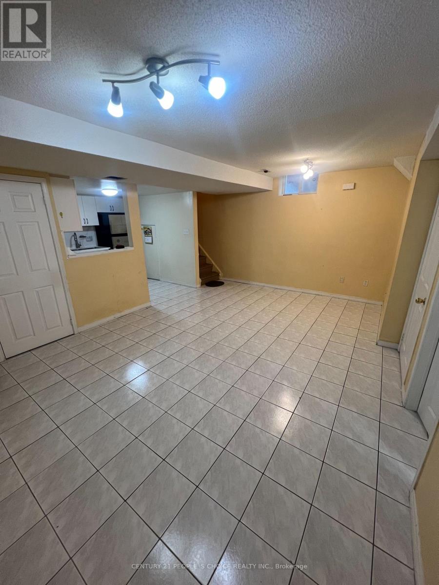 Source URL: https://ddfcdn.realtor.ca/listing/TS639112489626770000/reb82/highres/6/w12971216_3.jpg