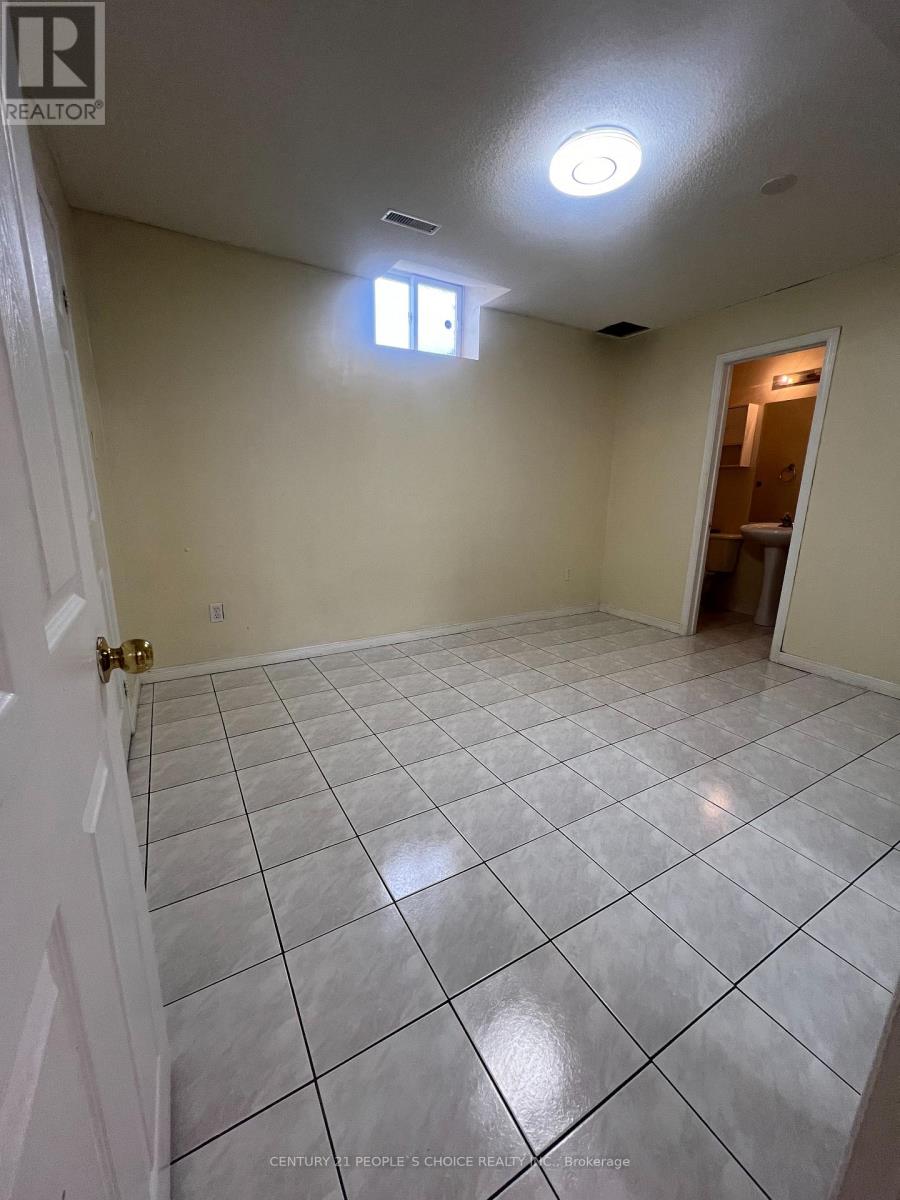 Source URL: https://ddfcdn.realtor.ca/listing/TS639112489626770000/reb82/highres/6/w12971216_4.jpg