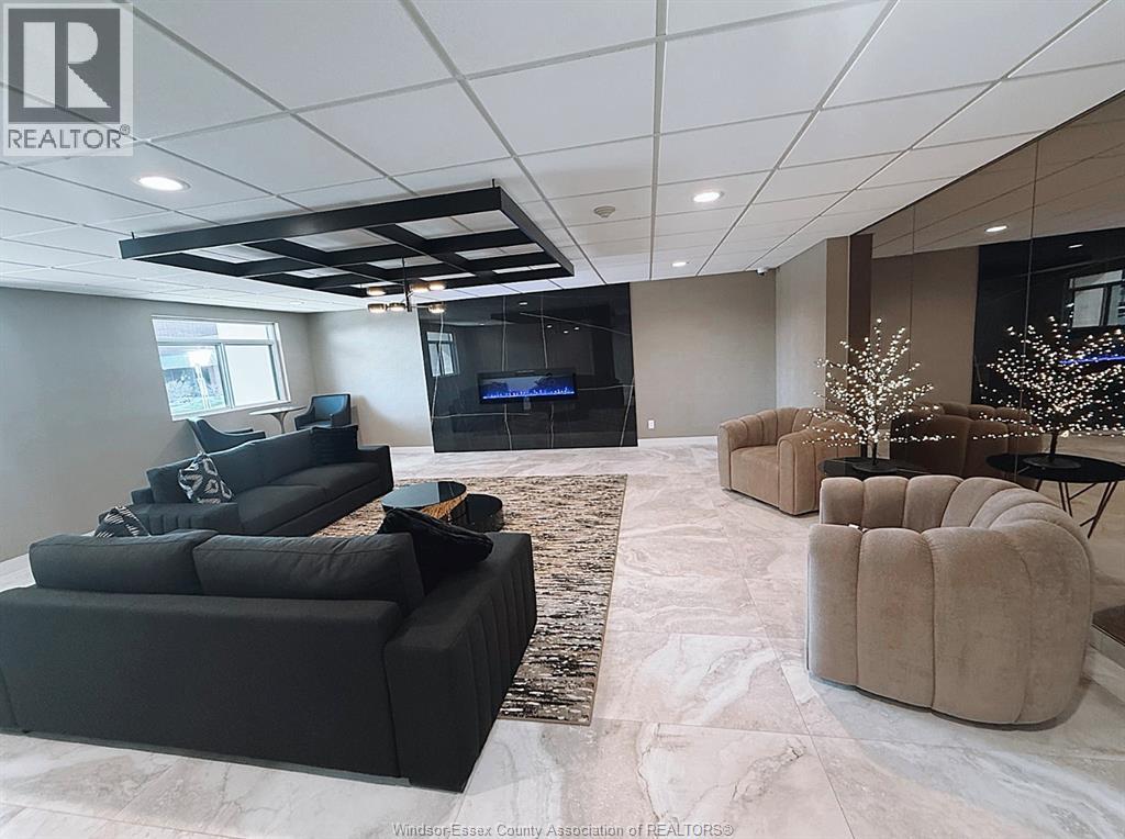 Source URL: https://ddfcdn.realtor.ca/listing/TS639112500764300000/reb34/highres/1/26007451_2.jpg