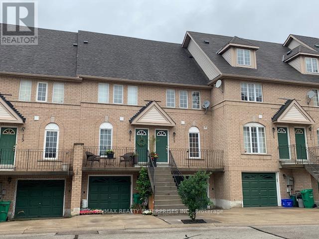 Source URL: https://ddfcdn.realtor.ca/listing/TS639112510609130000/reb82/highres/2/w12971282_1.jpg