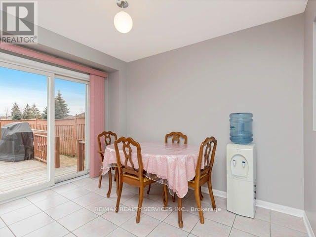 Source URL: https://ddfcdn.realtor.ca/listing/TS639112540263570000/reb82/highres/2/w12971292_9.jpg