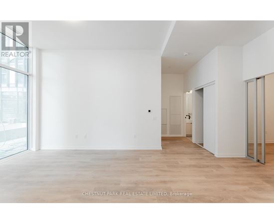 Source URL: https://ddfcdn.realtor.ca/listing/TS639112510654600000/reb82/highres/0/w12971420_3.jpg