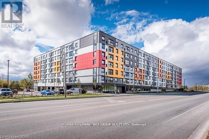 Source URL: https://ddfcdn.realtor.ca/listing/TS639112512857300000/reb82/highres/4/x12971324_13.jpg
