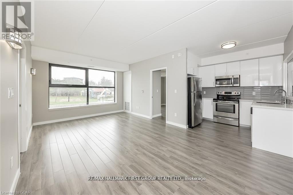 Source URL: https://ddfcdn.realtor.ca/listing/TS639112512857300000/reb82/highres/4/x12971324_2.jpg