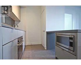 Source URL: https://ddfcdn.realtor.ca/listing/TS639112522161970000/reb82/highres/0/c12971610_3.jpg