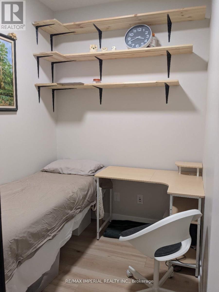 Source URL: https://ddfcdn.realtor.ca/listing/TS639112522173200000/reb82/highres/4/c12971684_1.jpg