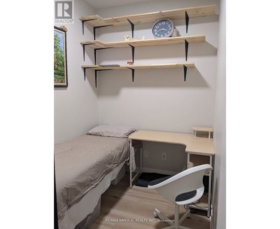 Source URL: https://ddfcdn.realtor.ca/listing/TS639112522173200000/reb82/highres/4/c12971684_1.jpg