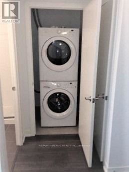 Source URL: https://ddfcdn.realtor.ca/listing/TS639112522173200000/reb82/highres/4/c12971684_5.jpg