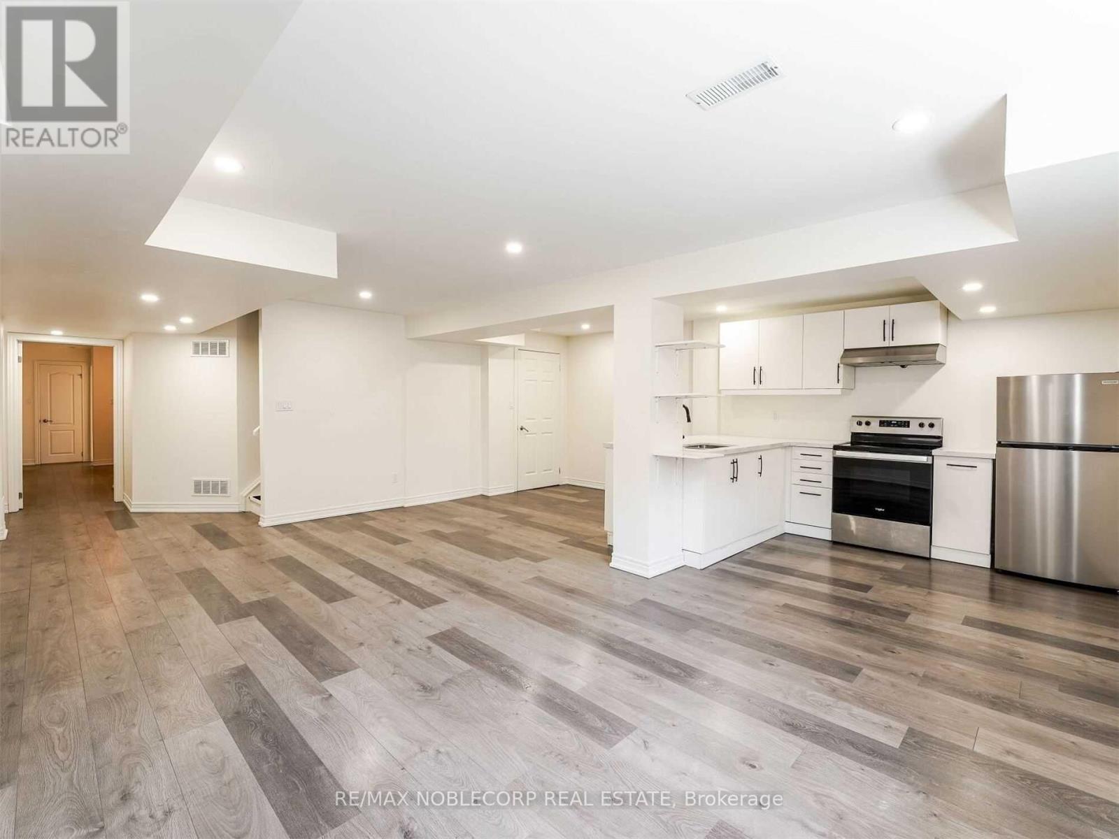 Source URL: https://ddfcdn.realtor.ca/listing/TS639112524554430000/reb82/highres/2/n12971522_6.jpg