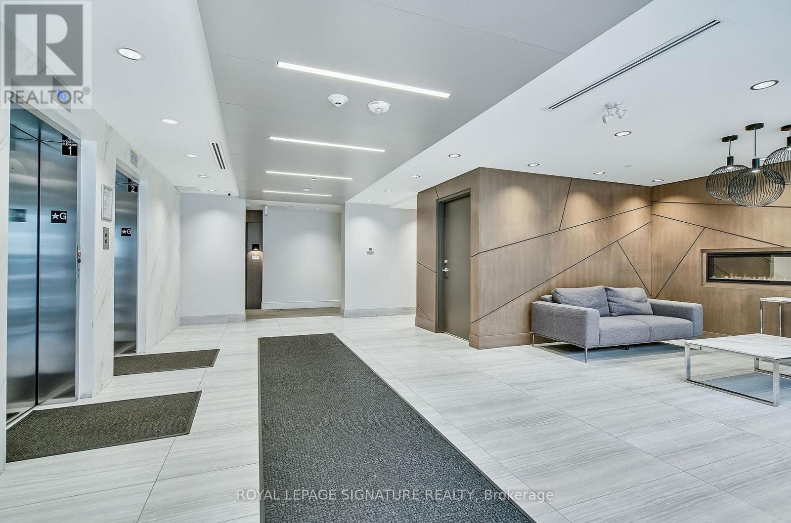 Source URL: https://ddfcdn.realtor.ca/listing/TS639112529479630000/reb82/highres/4/x12971694_2.jpg