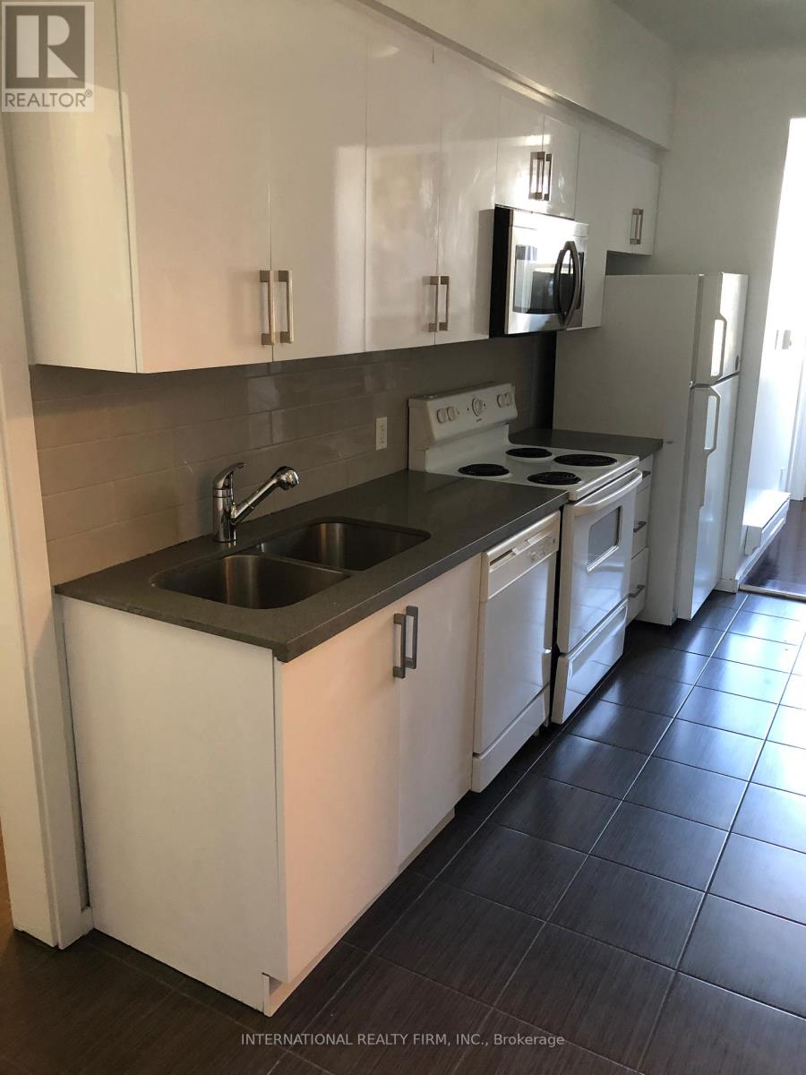 Source URL: https://ddfcdn.realtor.ca/listing/TS639112556683470000/reb82/highres/2/c12972102_2.jpg