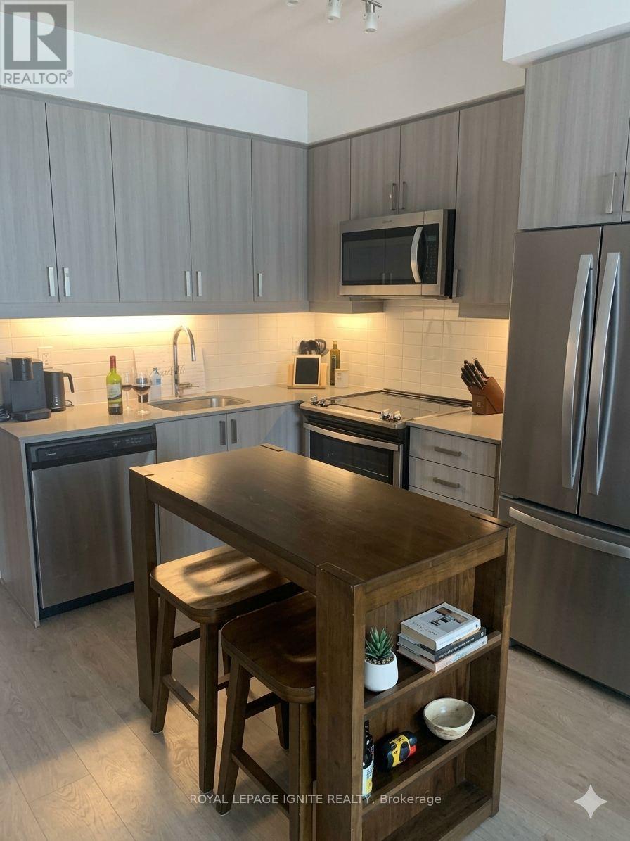 Source URL: https://ddfcdn.realtor.ca/listing/TS639112558944130000/reb82/highres/2/n12972032_5.jpg