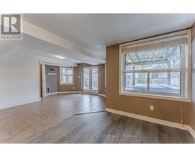 Source URL: https://ddfcdn.realtor.ca/listing/TS639112559496500000/reb82/highres/8/s12972018_3.jpg