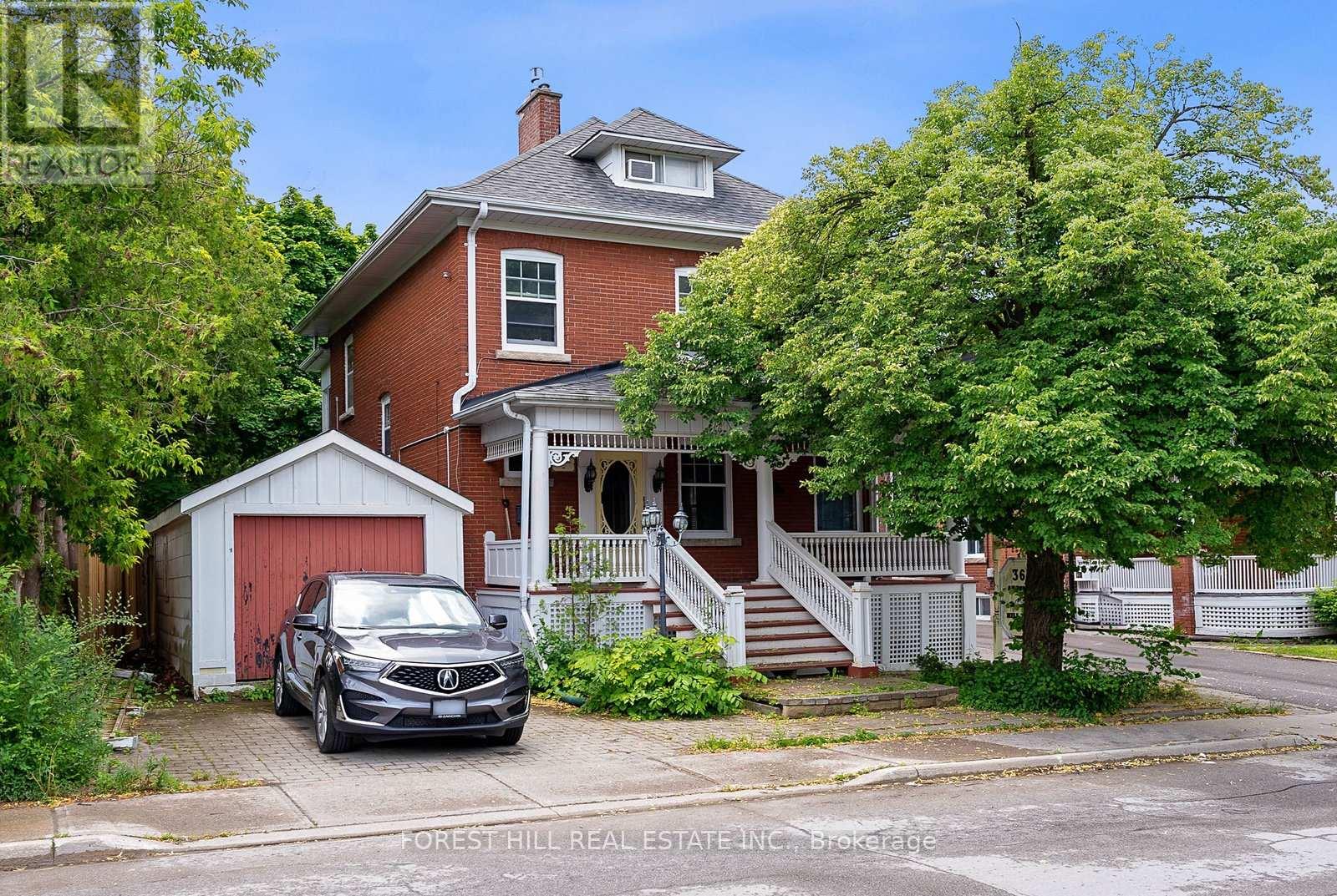 Source URL: https://ddfcdn.realtor.ca/listing/TS639112579558100000/reb82/highres/4/n12972374_1.jpg