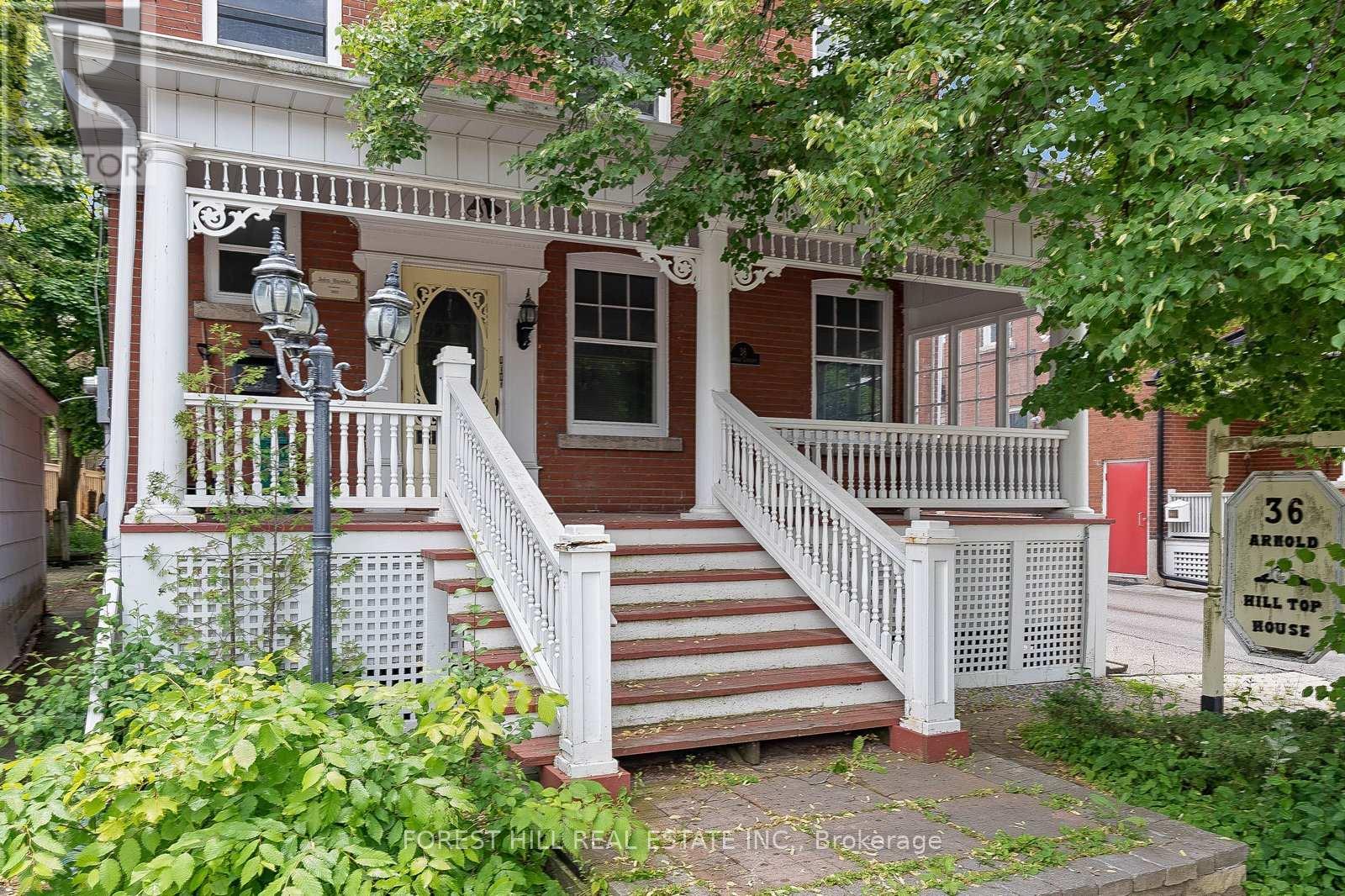 Source URL: https://ddfcdn.realtor.ca/listing/TS639112579558100000/reb82/highres/4/n12972374_2.jpg
