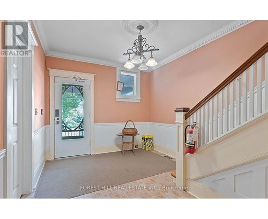 Source URL: https://ddfcdn.realtor.ca/listing/TS639112579558100000/reb82/highres/4/n12972374_7.jpg