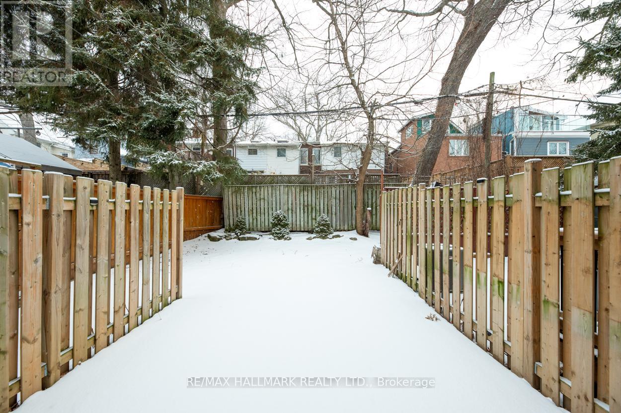 Source URL: https://ddfcdn.realtor.ca/listing/TS639112594009370000/reb82/highres/6/e12972446_21.jpg