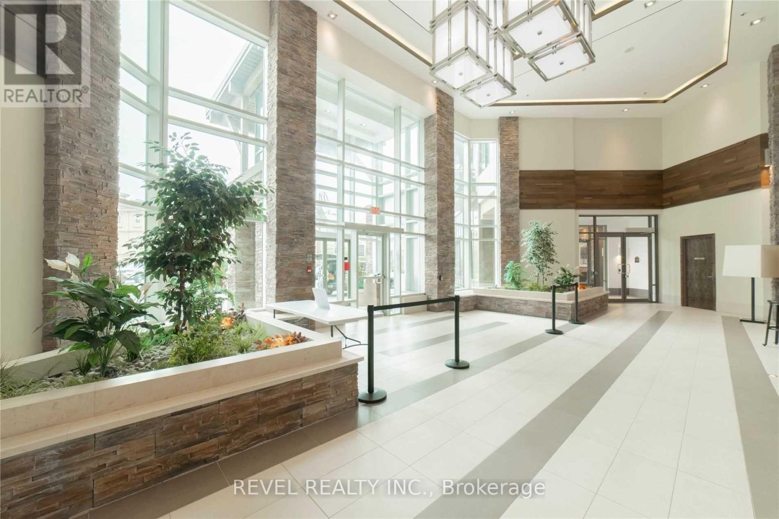 Source URL: https://ddfcdn.realtor.ca/listing/TS639112594034200000/reb82/highres/0/e12972730_2.jpg