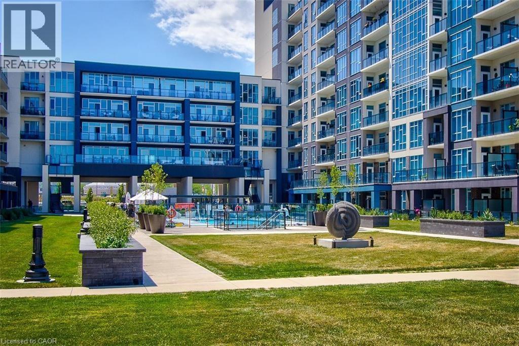 Source URL: https://ddfcdn.realtor.ca/listing/TS639112595636930000/reb14/highres/3/40818783_1.jpg