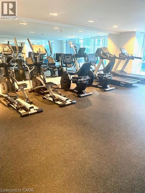 Source URL: https://ddfcdn.realtor.ca/listing/TS639112595636930000/reb14/highres/3/40818783_11.jpg