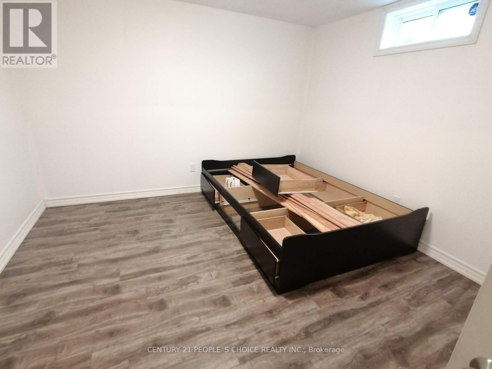 Source URL: https://ddfcdn.realtor.ca/listing/TS639112598593430000/reb82/highres/4/w12972654_4.jpg