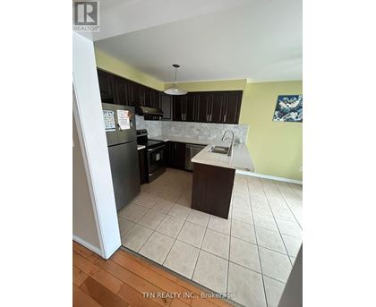 Source URL: https://ddfcdn.realtor.ca/listing/TS639112611774900000/reb82/highres/2/e12972902_4.jpg