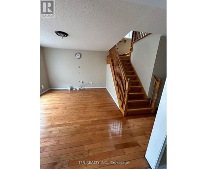 Source URL: https://ddfcdn.realtor.ca/listing/TS639112611774900000/reb82/highres/2/e12972902_5.jpg