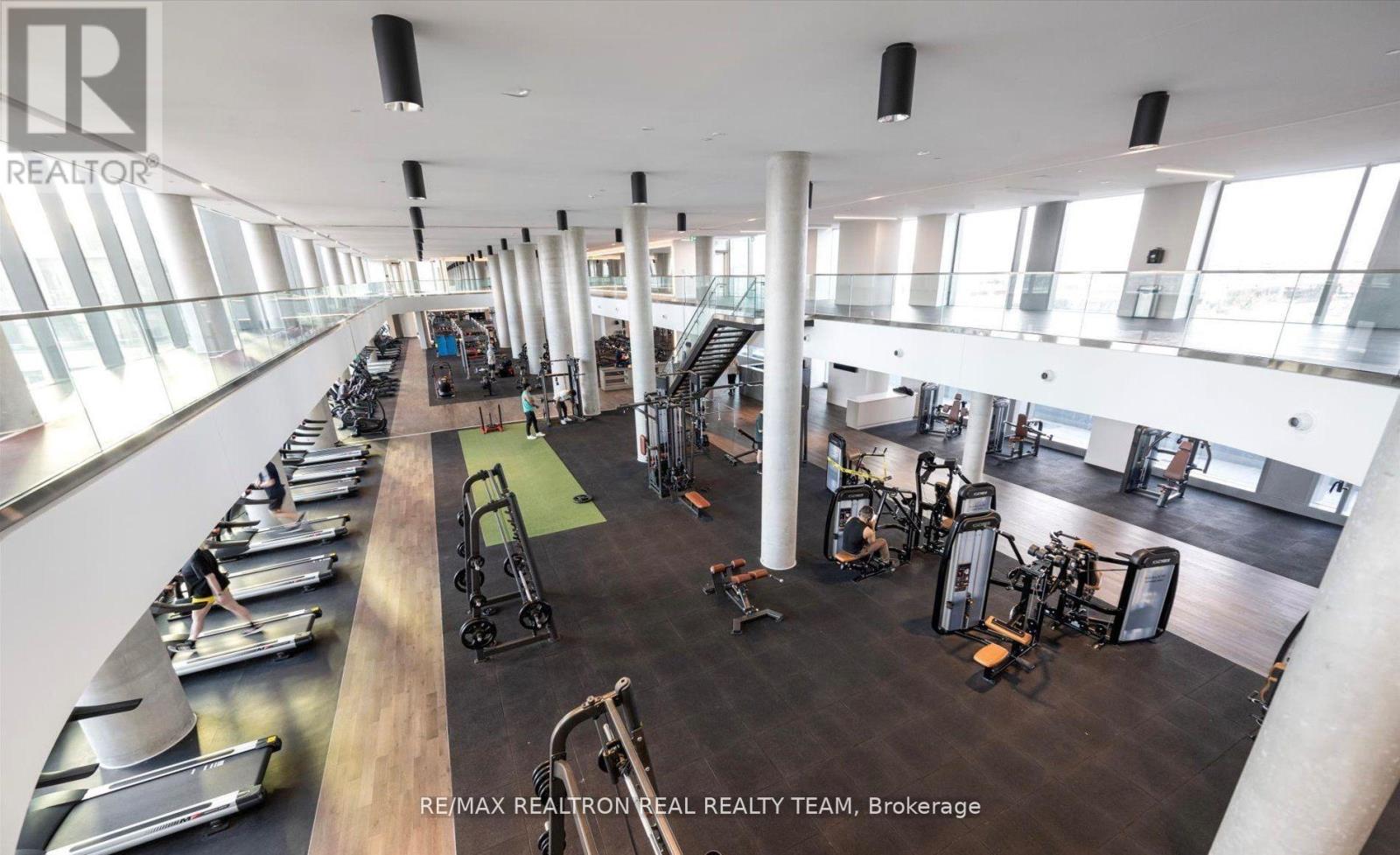 Source URL: https://ddfcdn.realtor.ca/listing/TS639112613160700000/reb82/highres/6/n12972756_4.jpg